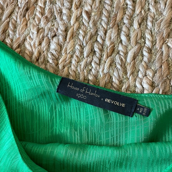 House of Harlow Leya Top - Green One Shoulder Blouse - Picture 2 of 3